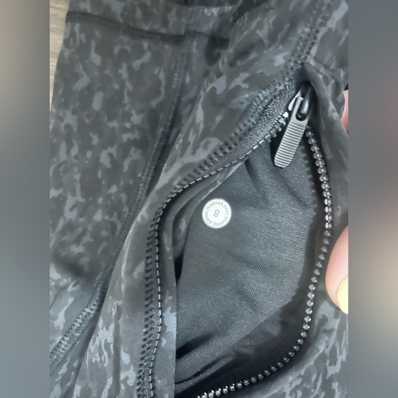 Lululemon Hooded Define Jacket *Nulu 
Leopard Camo Deep Coal Multi - Picture 3 of 5